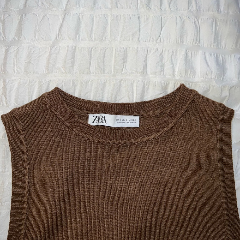 Tank - Picture 5 of 8